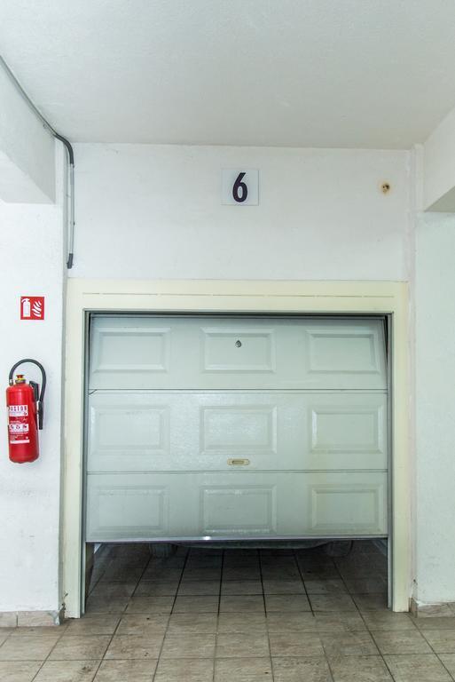 Apartment Flores 奥西耶克 外观 照片