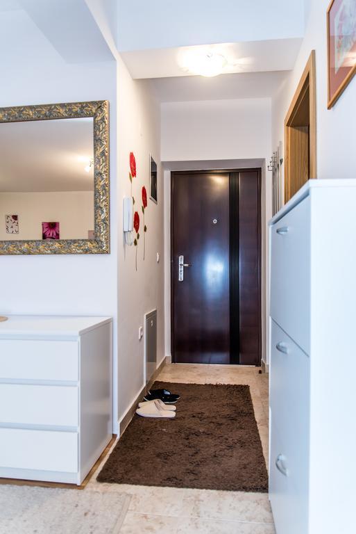 Apartment Flores 奥西耶克 外观 照片